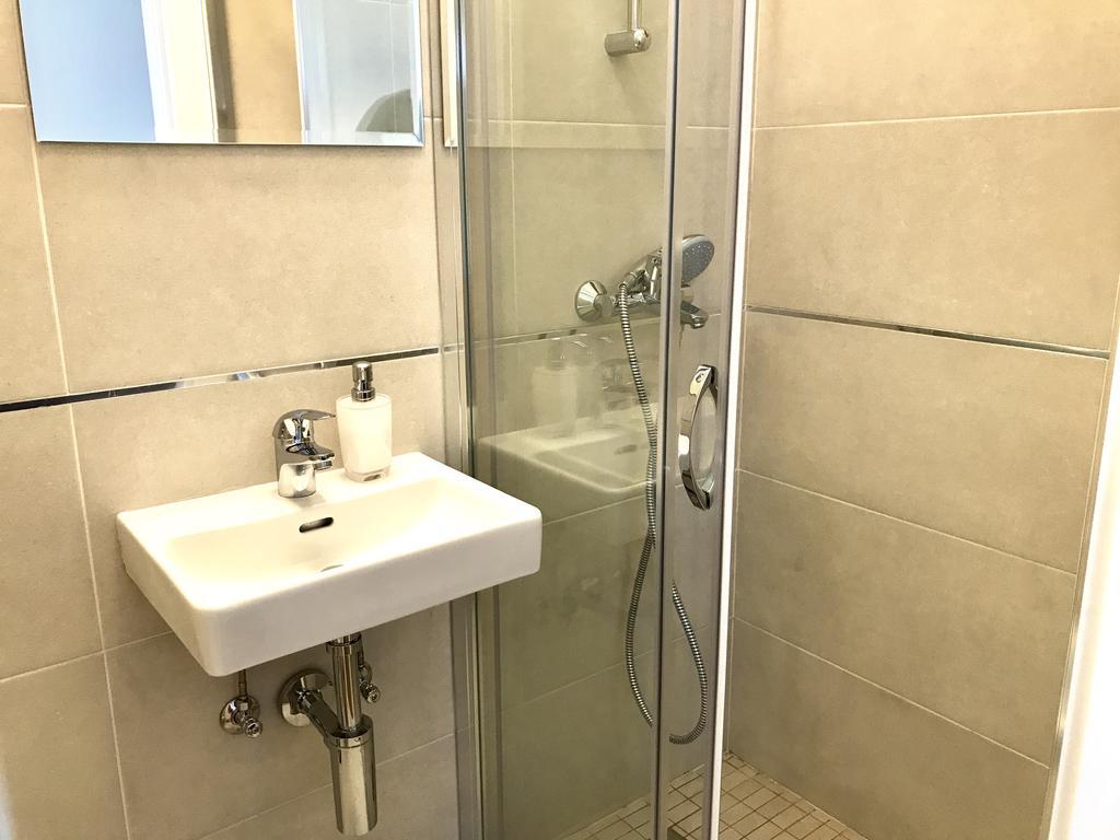 Apartment Svea - Free Parking Дубровник Экстерьер фото